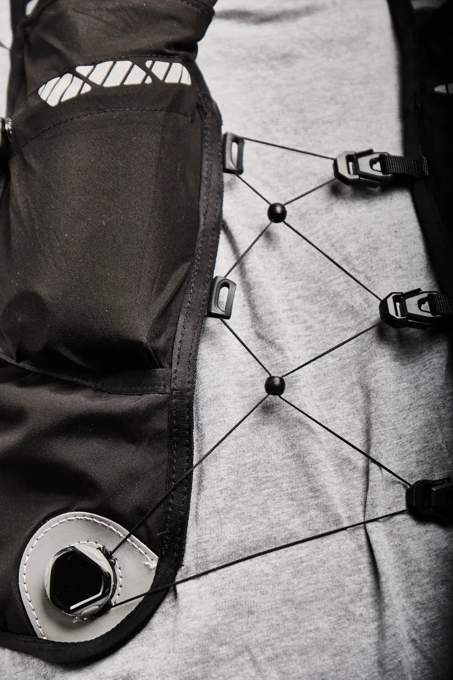 Dial-Fit harness detail